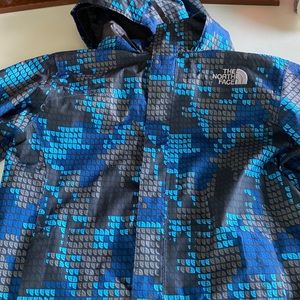 Boys North face spring jacket worn only 3 times